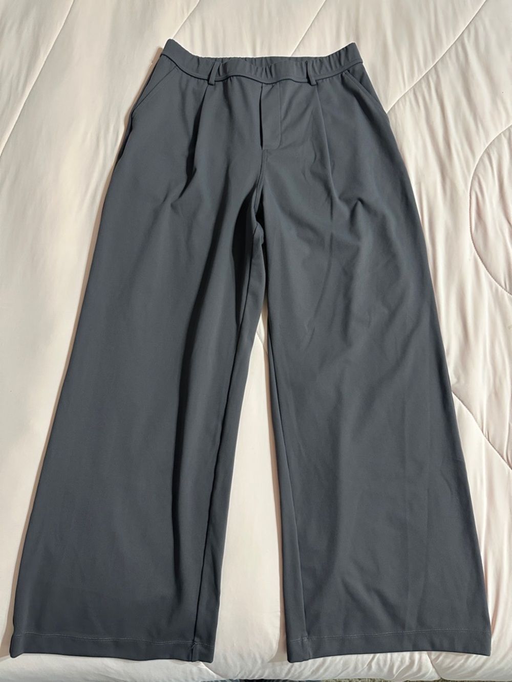HALARA Men's Wide-Leg Chinos - Charcoal Gray